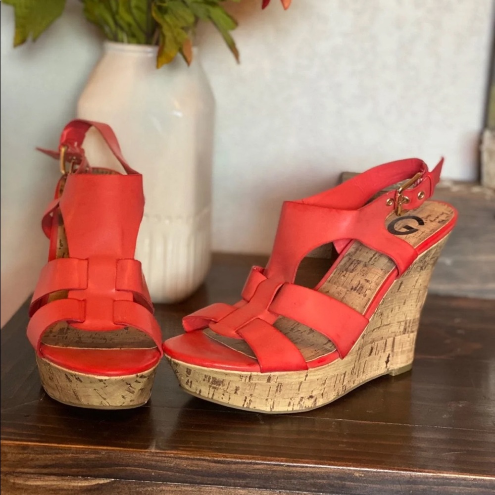 Guess wedges NWOT